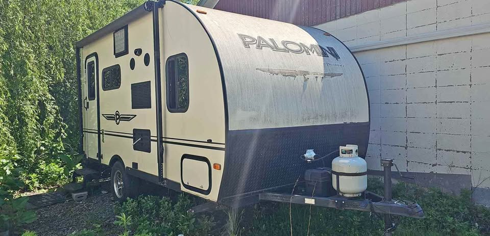 2015 Palomino Palomini RV Rental