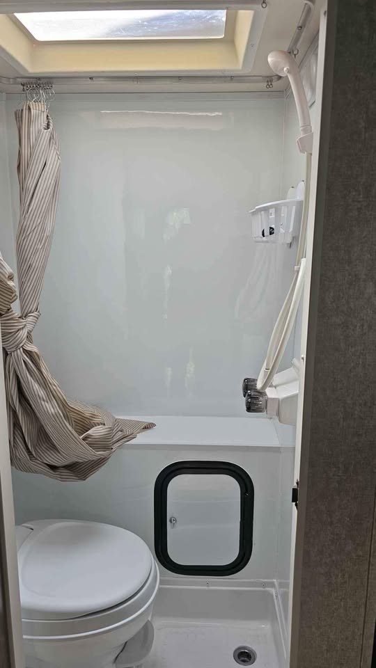 2015 Palomino Palomini RV Rental - Image 6
