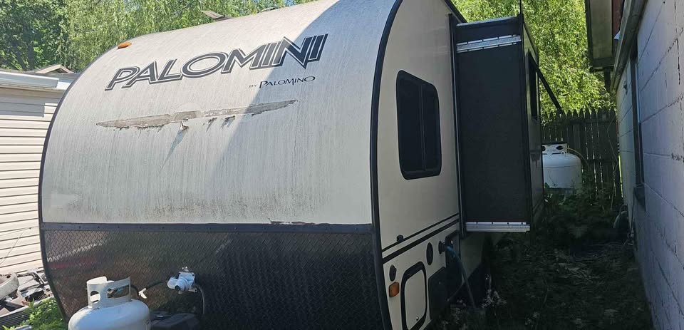 2015 Palomino Palomini RV Rental - Image 7